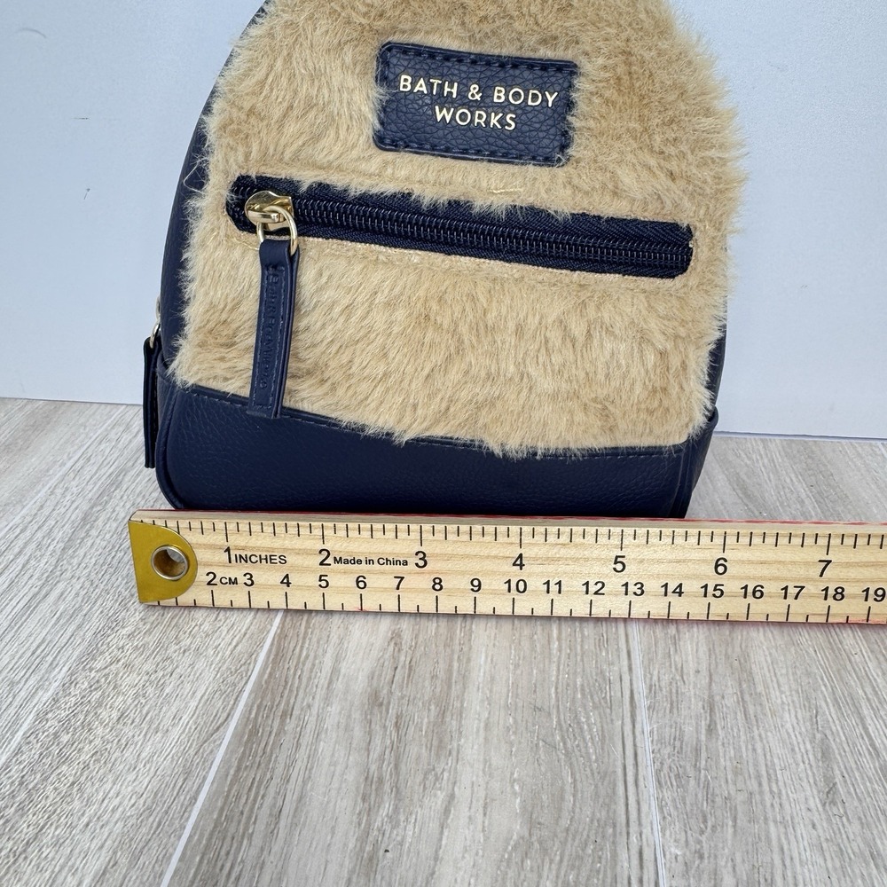 Bath And Body Works Mini Backpack Cosmetic Bag Navy Blue Tan Fur - Picture 5 of 8